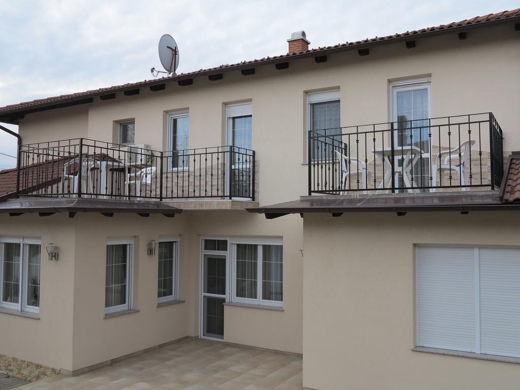 Aura Apartman Hajdúszoboszló Εξωτερικό φωτογραφία
