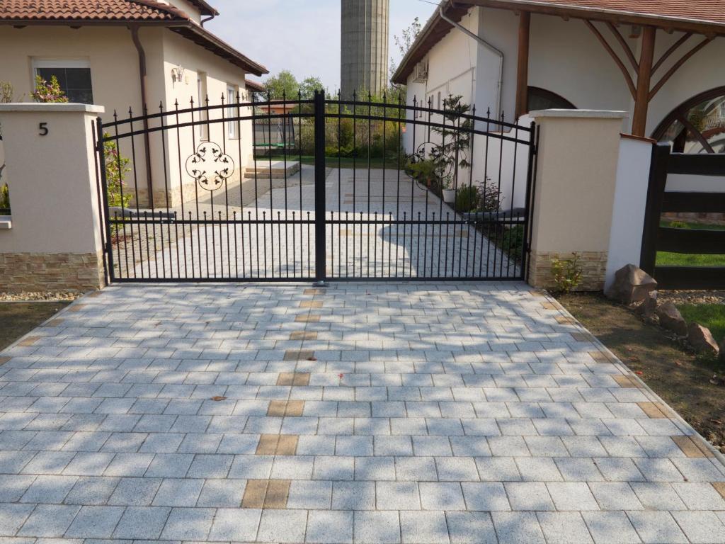 Aura Apartman Hajdúszoboszló Εξωτερικό φωτογραφία