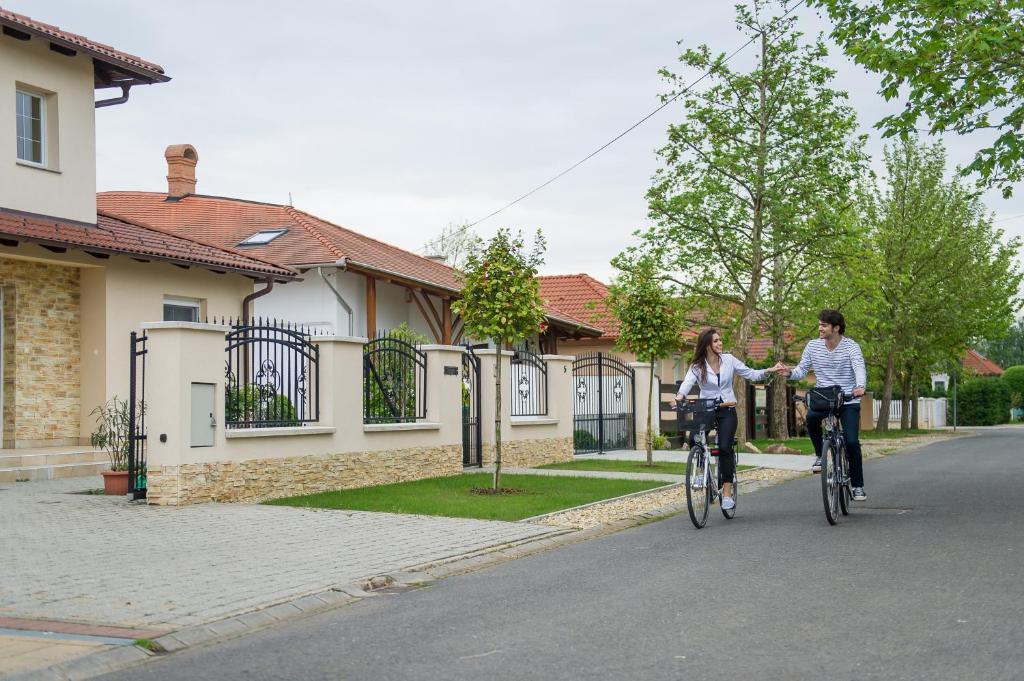 Aura Apartman Hajdúszoboszló Εξωτερικό φωτογραφία